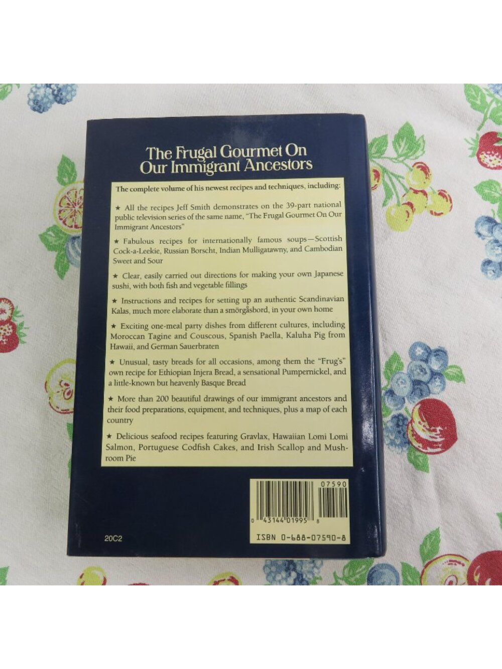 The Frugal Gourmet on Our Immigrant Ancestors Cook Book 1990 1st Ed Foreign - Picture 3 of 10
